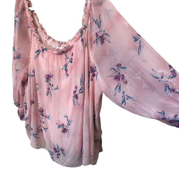 Lane Bryant Pink Pleated Floral Blouse size 26/28 - Picture 5 of 10